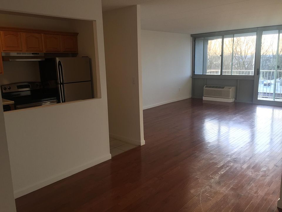 1st image of 1348 15th St #6D