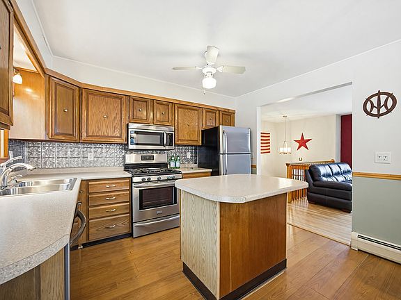 4th image of 133 Berrys Mill Road