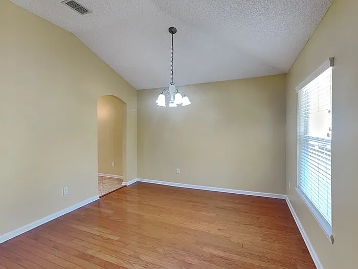 801 Mackenzie Cir — Photo 3