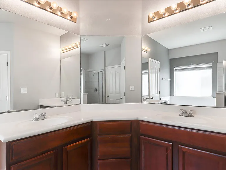 600 S Frontier Ln — Photo 15