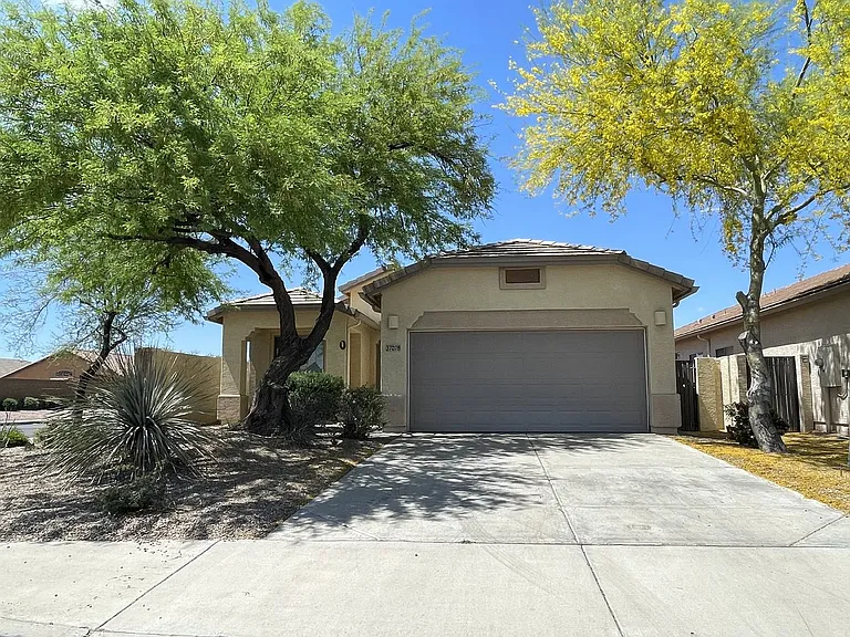 37078 W Mondragone Ln — Photo 15