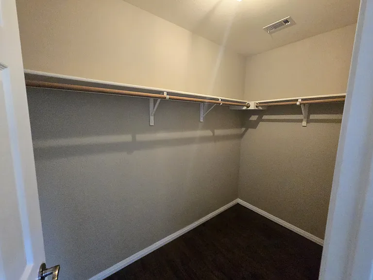 Master Walk In Closet
