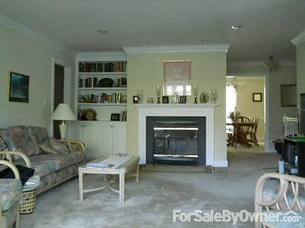 2nd image of 221 Woodmere Dr #7C