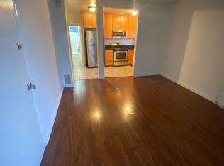 4757 San Vicente Blvd, Los Angeles, CA 90019
