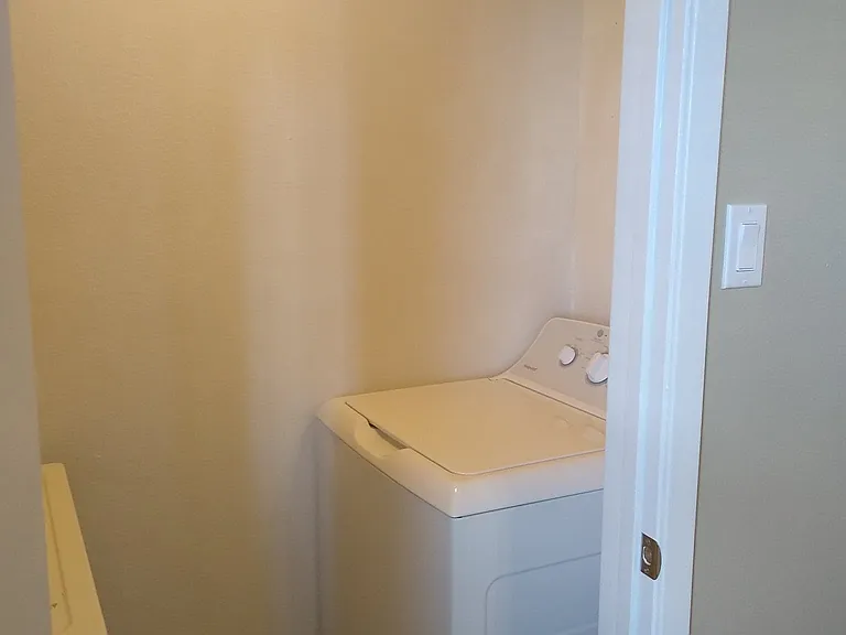 6800 Camden Ln — Photo 3