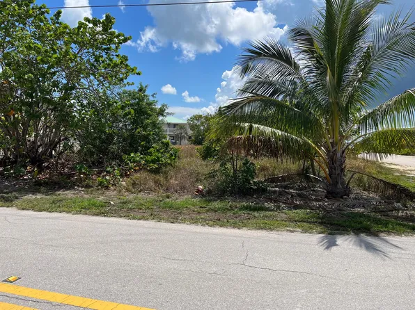 520 Blackbeard Rd, Little Torch Key, FL 33042