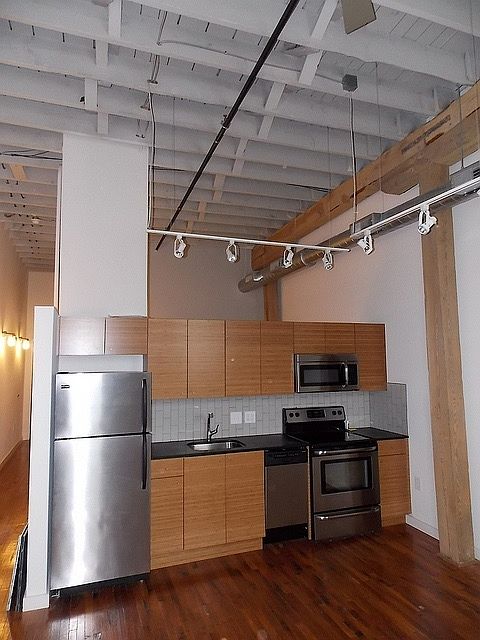 1st image of 120 Luck Ave SW #102