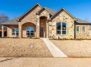 4211 Savannah Hills Ln, Longview, TX 75605