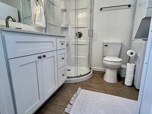 5th image of 2390 Junior St #B