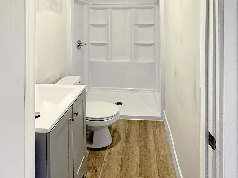 314 Indiana Ave NW — Photo 9