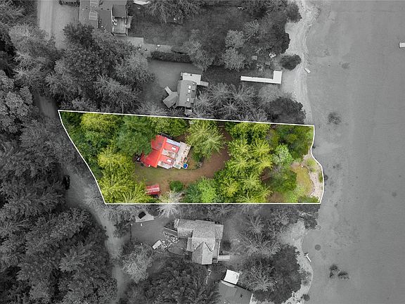 2nd image of 3144 Bay Rd