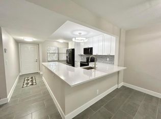 7681 Tahiti Ln APT 102, Lake Worth, FL 33467