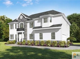 372 Matchaponix Rd, Jamesburg, NJ 08831