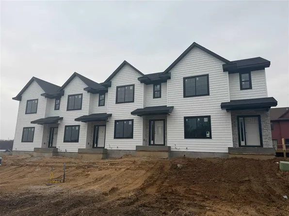 4713 Preston Ln, Iowa City, IA 52246