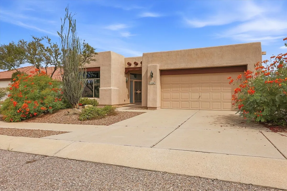 Silverado Hills Charmer! — Photo 4