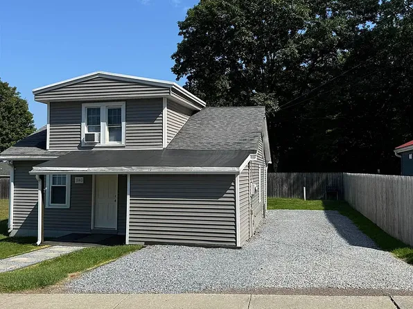 1040 Williams Rd, Colchester, VT 05446