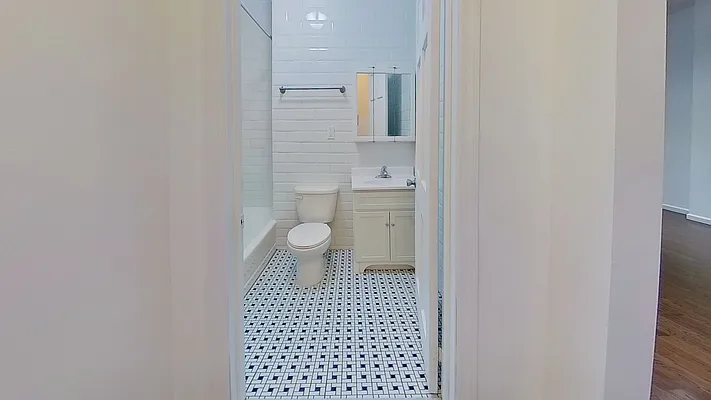 Rented by Compass | media 10