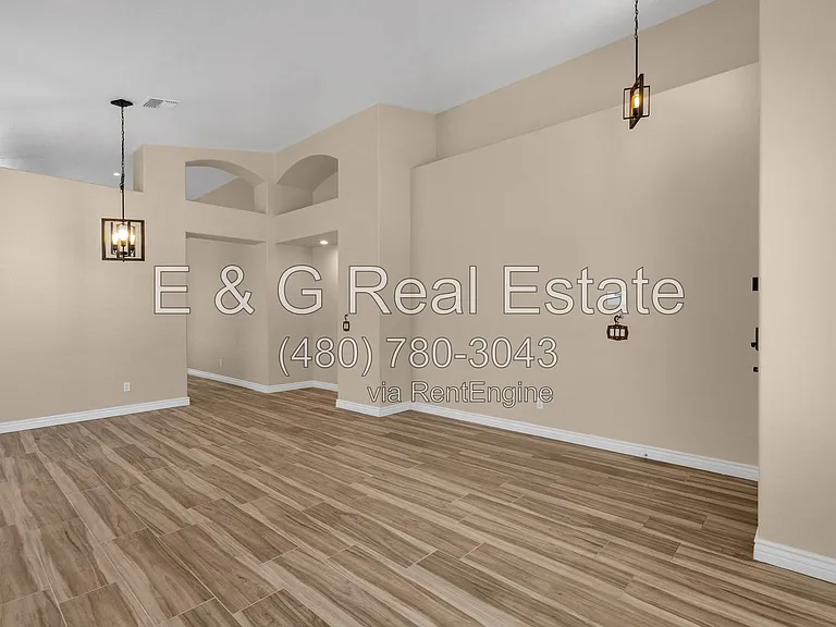 3261 W Ross Dr — Photo 7