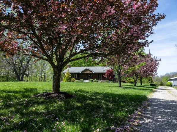 9917 E Bend Rd, Burlington, KY 41005