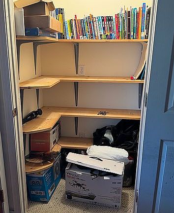 5th image of 3805 Barlow Rd