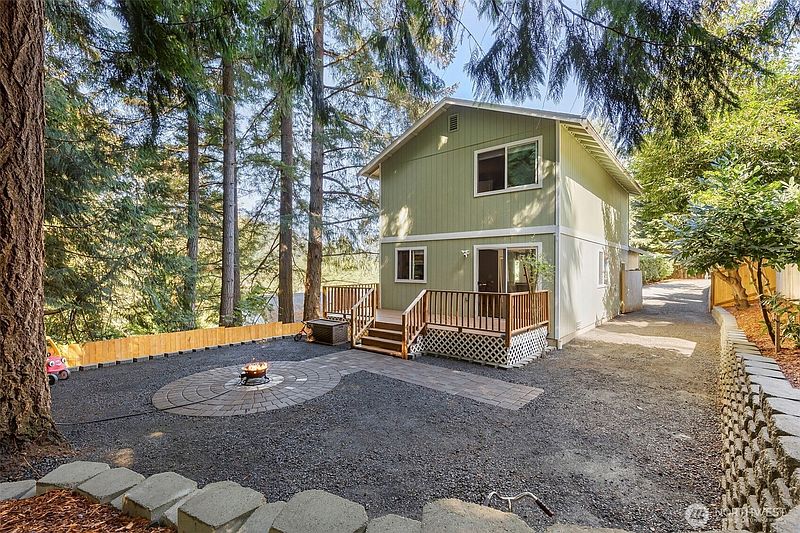 2nd image of 3315 1st Street