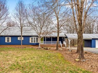 596 Greenbriar Farm Trl, Siler City, NC 27344