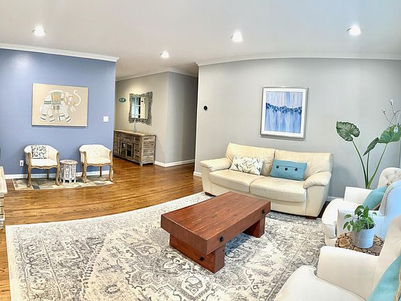 5th image of 4669 Castlewood Dr