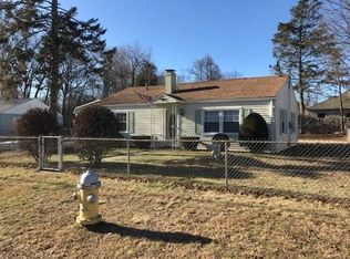 68 Pembroke Cir, Springfield, MA 01104