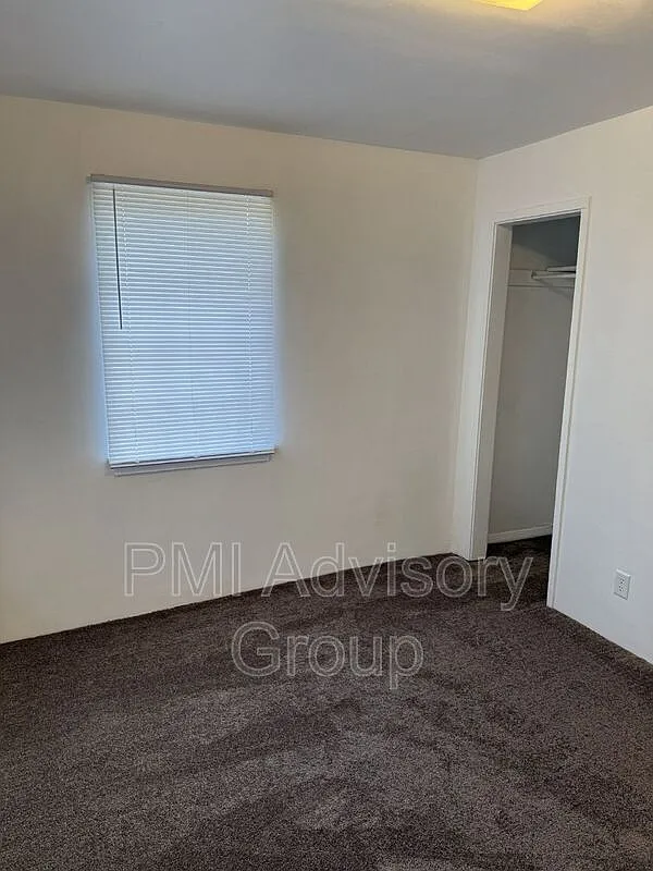 2 bed, 1.0 bath, 660 sqft, $770 — Photo 3