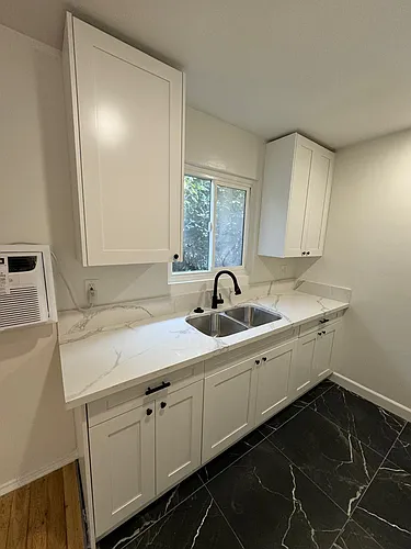 7529 Norton Ave #7 Photo 1