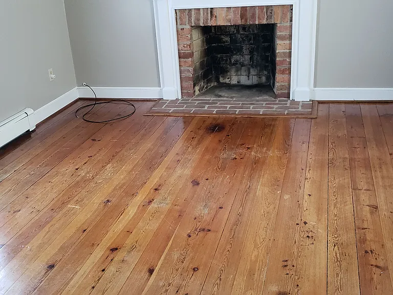 488 Court St — Photo 7