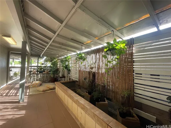 94-599 Kupuna Loop, Waipahu, HI 96797