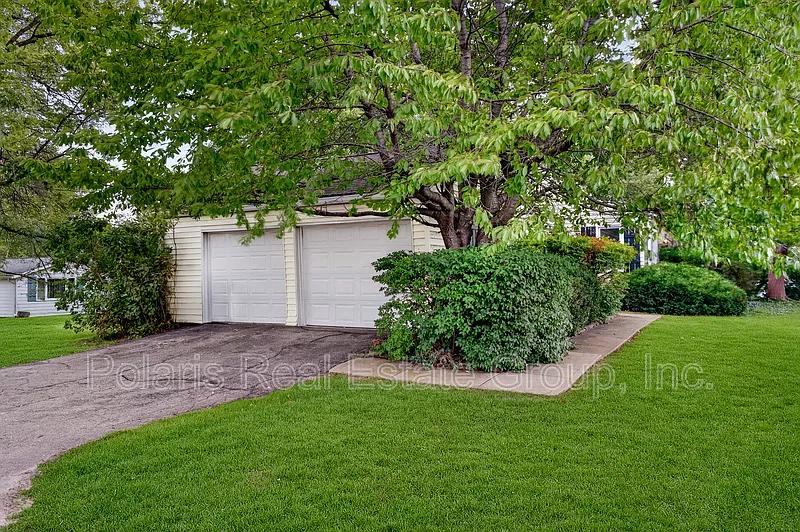3 bed, 2.0 bath, 1746 sqft, $1,750 — Photo 4