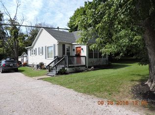 21780 Denmark Rd, Danville, IL 61834