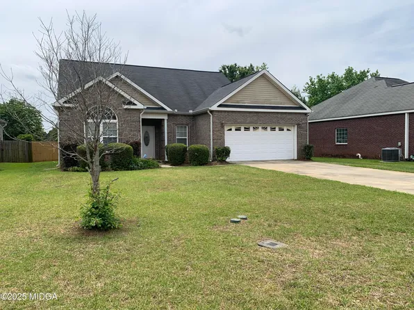 217 Witherspoon Ct, Warner Robins, GA 31088