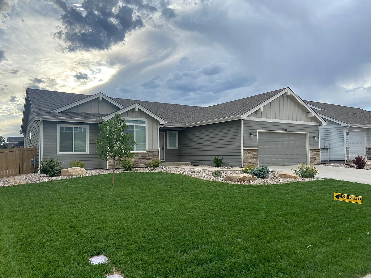 Photo 2 of 25 - 6937 Grassy Range Dr - Wellington, CO Building Photo - 6937 Grassy Range Dr