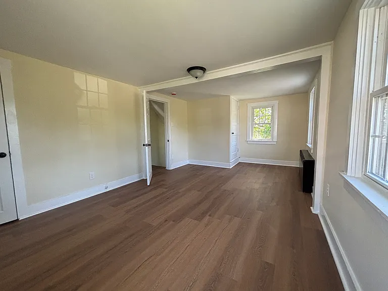 888 Walnut St — Photo 5