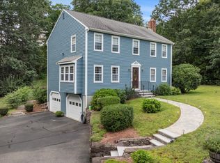 4 Blueberry Ln, Norfolk, MA 02056