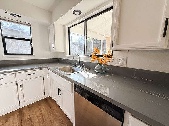 5th image of 5339 Maui Way