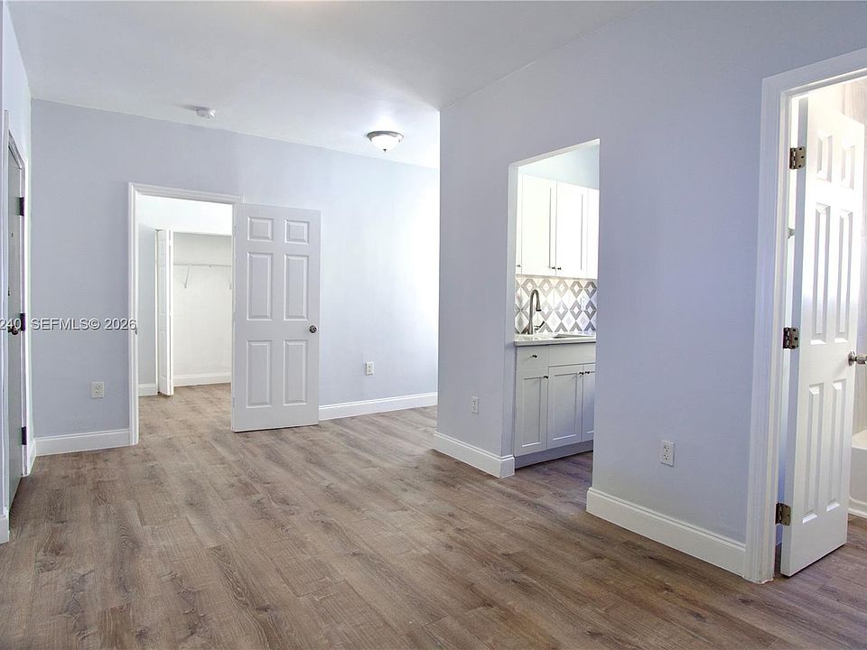 1st image of 1142 SW 4th St APT 17