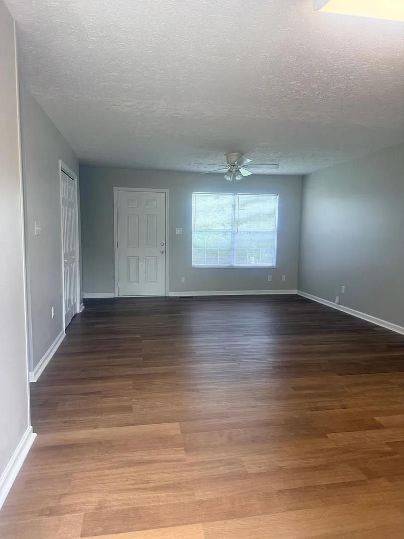 Large Fountain City Duplex available for rent! — Photo 2