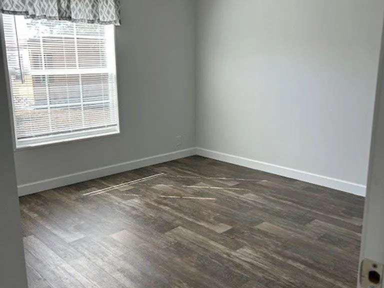 146 Berkley Cir #146 — Photo 11