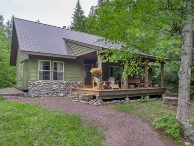 983 Lake Dr, Columbia Falls, MT, 59912