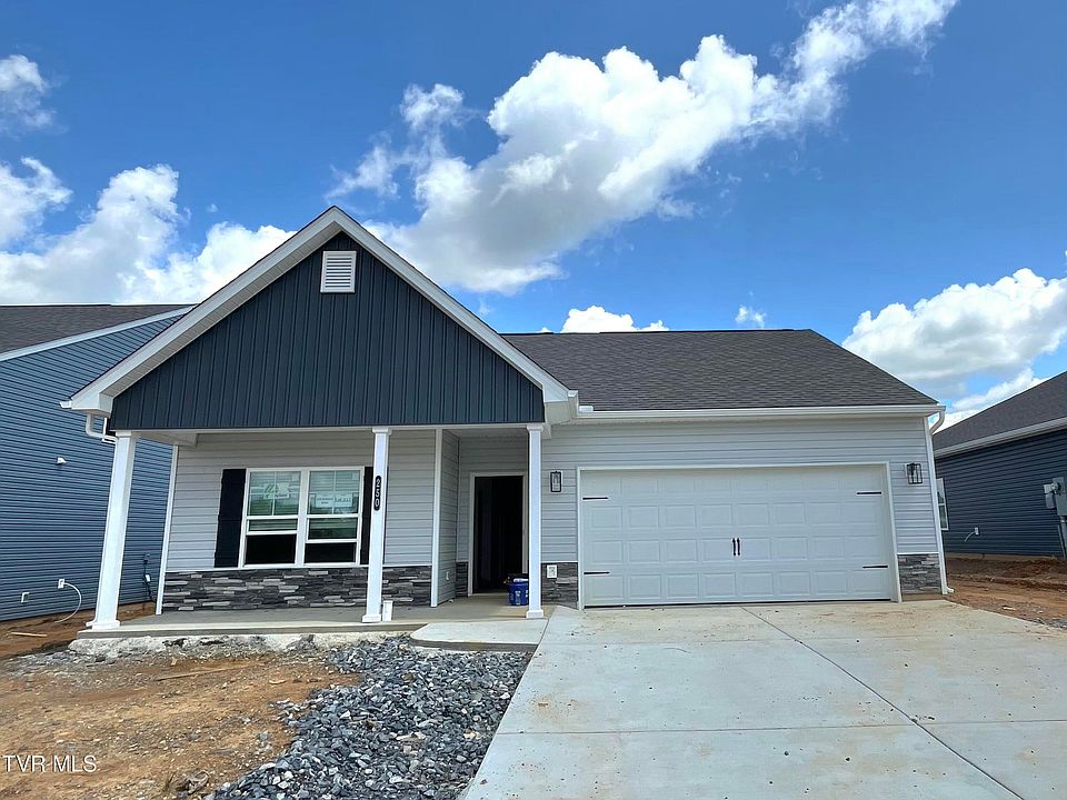 1st image of 250 Wisteria Dr