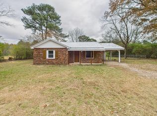 262 Center Rd, Columbus, MS 39702