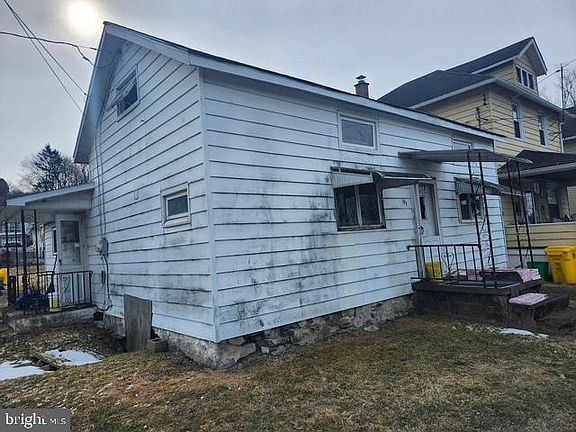 4th image of 191 Spruce St