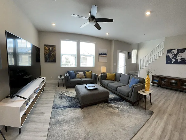 Second floor living room