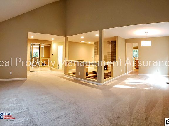 2nd image of 7200 SW Tierra Del Mar Dr