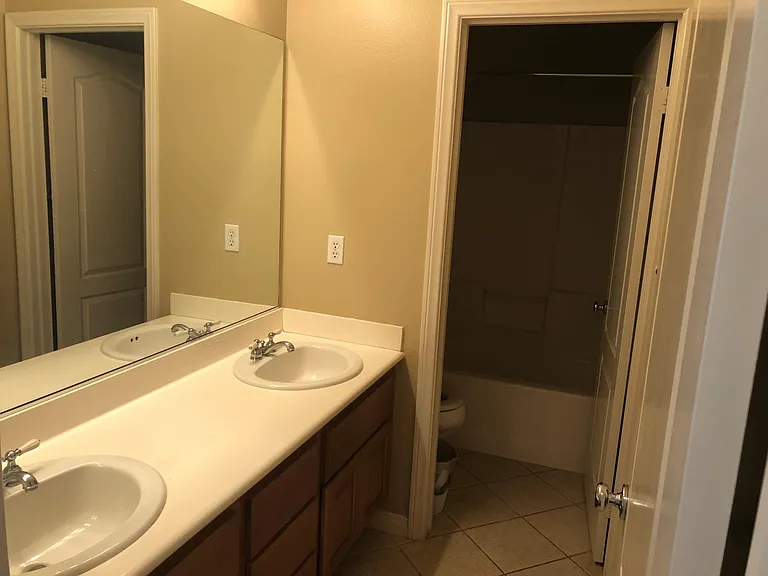 1187 Misty Creek Ct — Photo 5