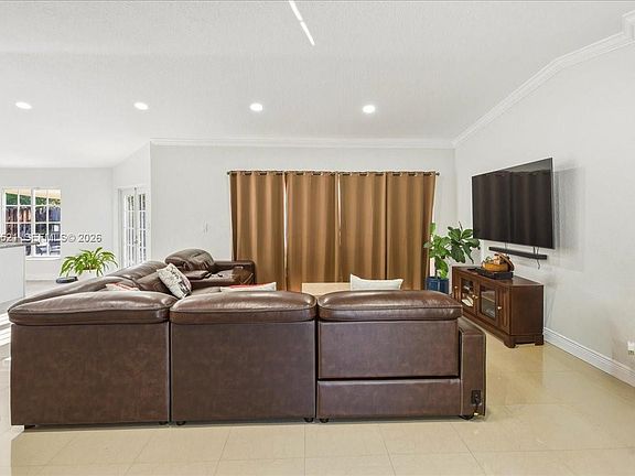 3rd image of 16540 SW 145th Ct
